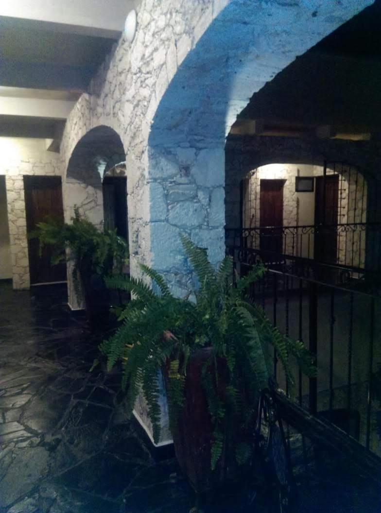Hotel Don Faustino Бернал Екстериор снимка